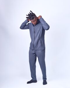 PULLOVER HOODIE TRACKSUIT AND PANT - Image 3